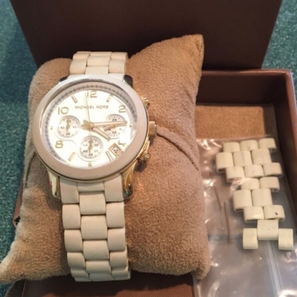 Michael kors chronograph acrylic white watch